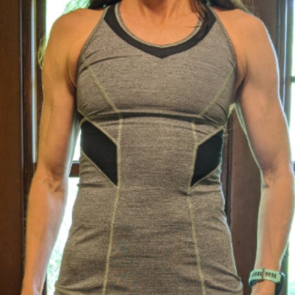 Lululemon Tank Size 4 - Picture 3 of 4